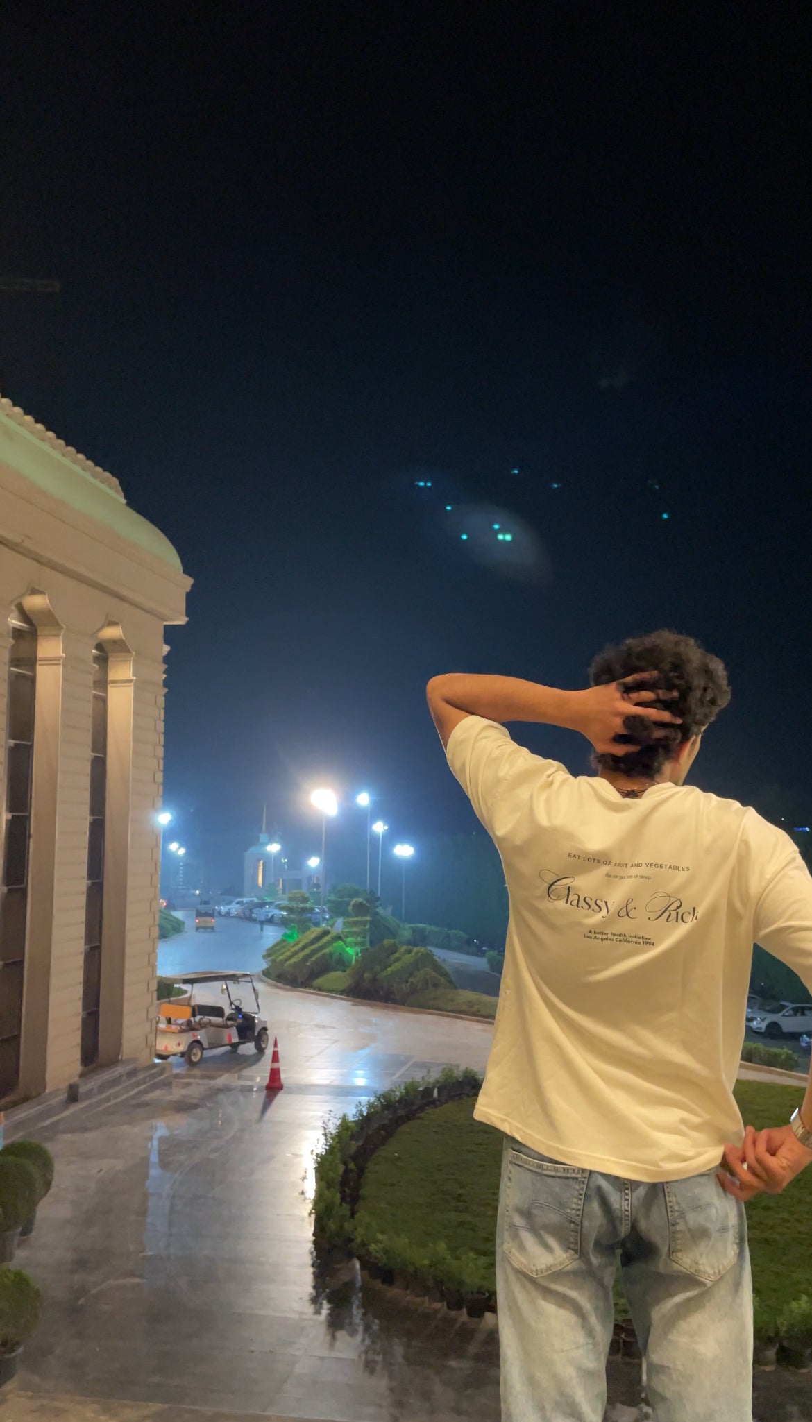 Classy & Rich Oversized Tee